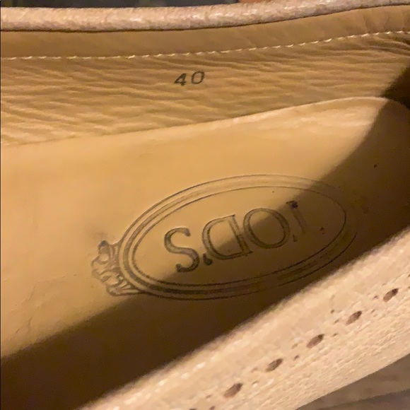 Rare Tod’s light tan driving moccasins - Picture 3 of 8
